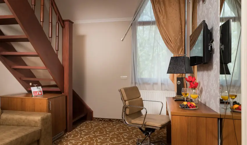 Golden Ball Club Hotel Gy�r - Kedvezm�nyes �r csal�dok r�sz�reak reggelis ell�t�ssal (1 �jt�l)