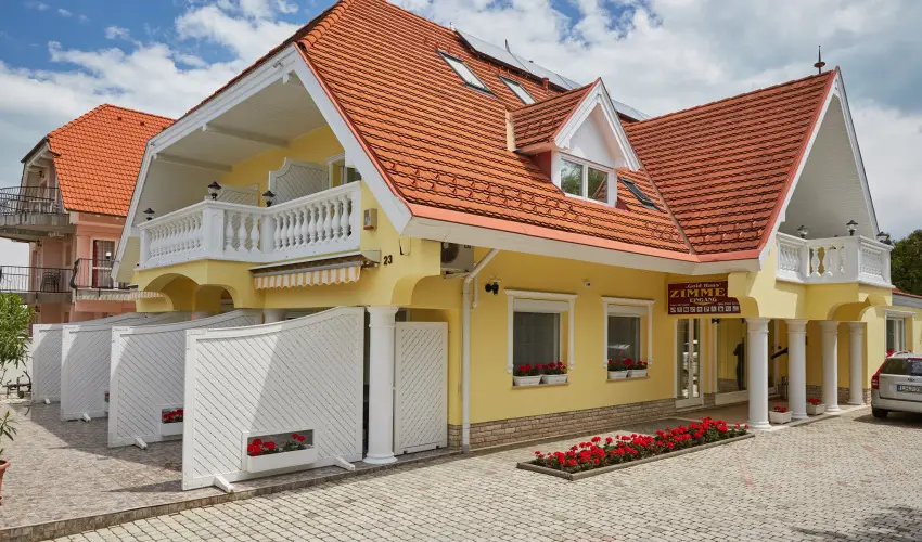 Gold Haus Panzi Balatonfred - Kedvezmnyes r csaldok rszreak reggelis elltssal (1 jtl)