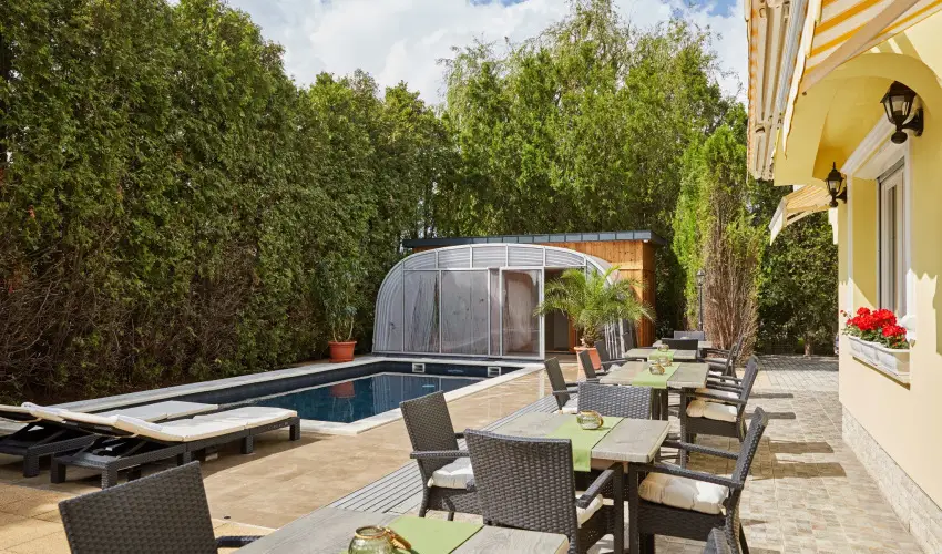 Gold Haus Panzi Balatonfred - Kedvezmnyes r csaldok rszreak reggelis elltssal (1 jtl)