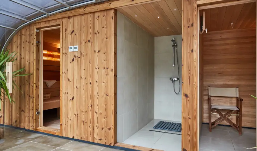 Gold Haus Panzi Balatonfred - Kedvezmnyes r csaldok rszreak reggelis elltssal (1 jtl)