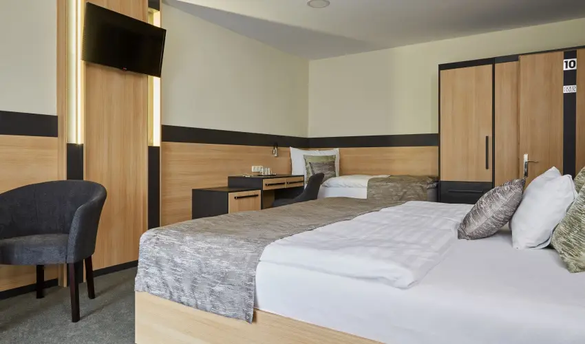 Gold Haus Panzi Balatonfred - Kedvezmnyes r csaldok rszreak reggelis elltssal (1 jtl)