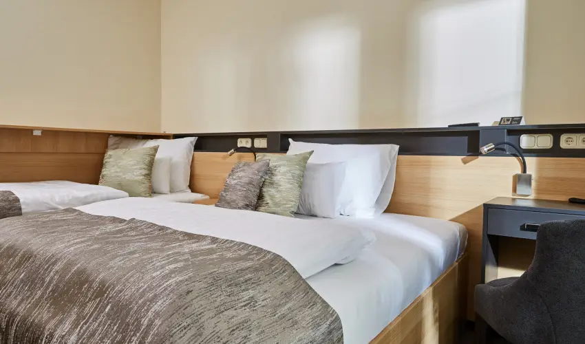 Gold Haus Panzi Balatonfred - Kedvezmnyes r csaldok rszreak reggelis elltssal (1 jtl)