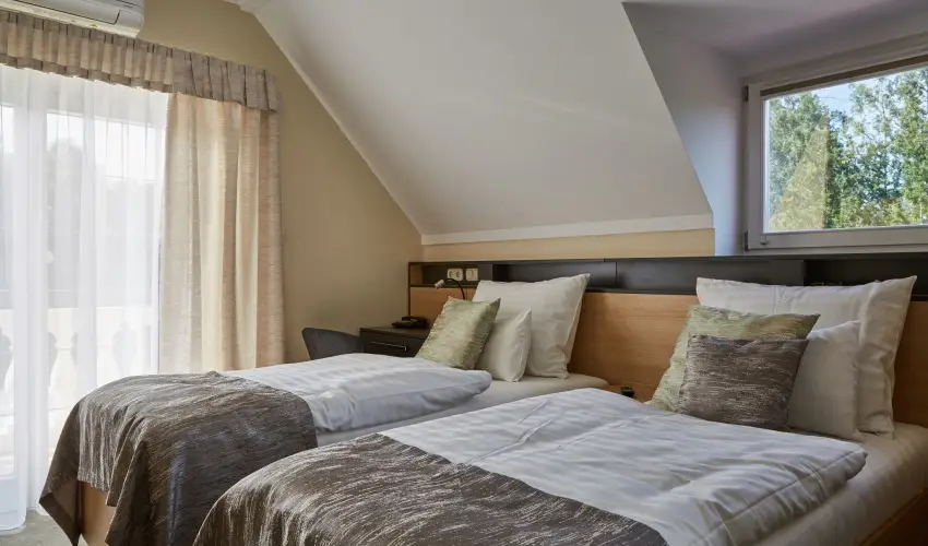 Gold Haus Panzi Balatonfred - Kedvezmnyes r csaldok rszreak reggelis elltssal (1 jtl)