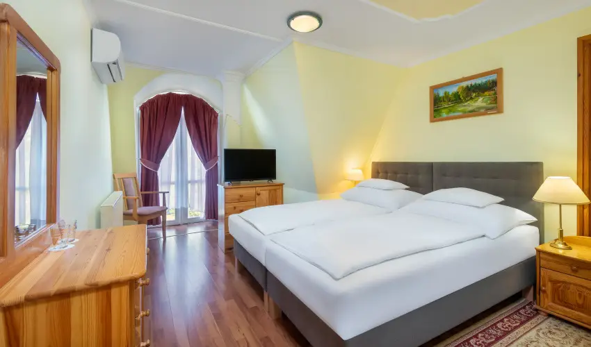 Gosztola Gy�ngye-az erd� sz�llod�ja Gosztola - Gosztola Wellness Pihen�s (min. 2 �j)