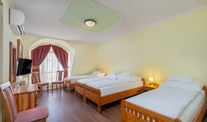 Gosztola Gy�ngye-az erd� sz�llod�ja Gosztola - Gosztola Wellness Pihen�s (min. 2 �j)