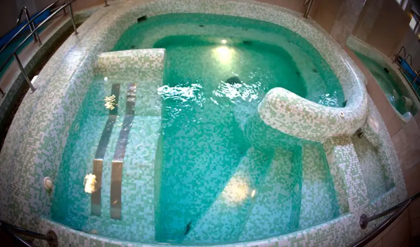 Granada Konferencia Wellness �s Sport Hotel Kecskem�t - �des Kettesben (1 �jt�l)