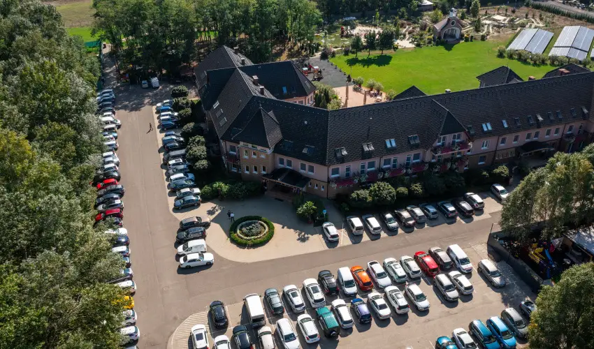 Granada Konferencia Wellness �s Sport Hotel Kecskem�t - �des Kettesben (1 �jt�l)