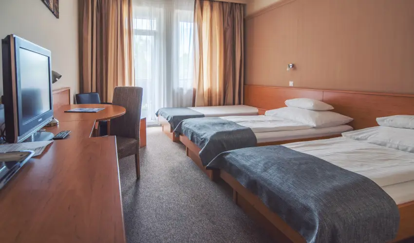 Granada Konferencia Wellness �s Sport Hotel Kecskem�t - �des Kettesben (1 �jt�l)