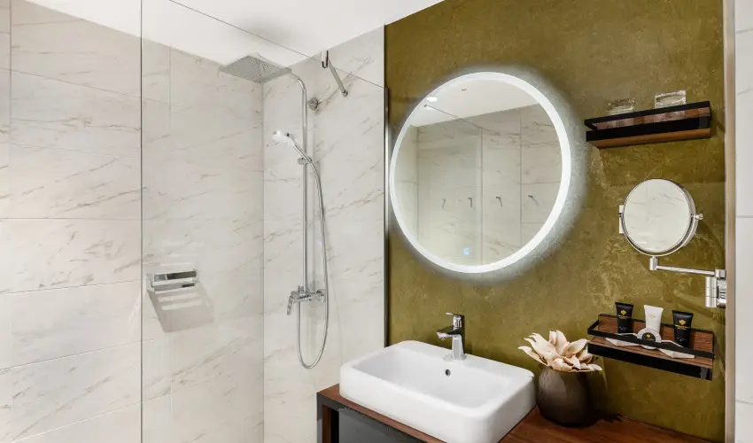 Grand Hotel Esztergom Esztergom - Flpanzis napi r frdbelpvel (1 jtl)