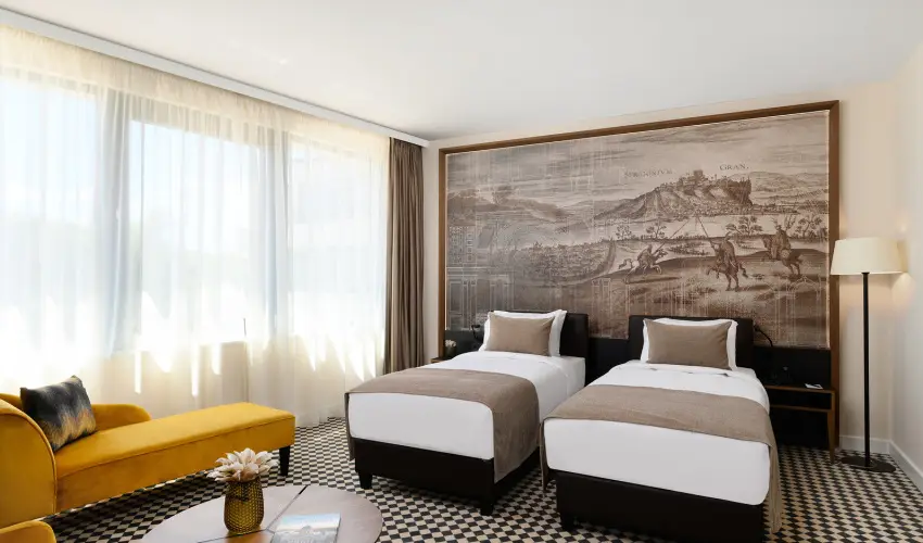 Grand Hotel Esztergom Esztergom - Flpanzis napi r frdbelpvel (1 jtl)