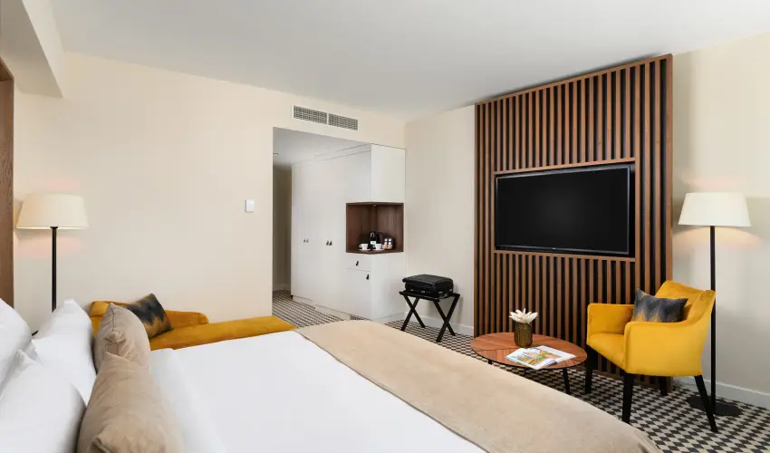 Grand Hotel Esztergom Esztergom - Flpanzis napi r frdbelpvel (1 jtl)