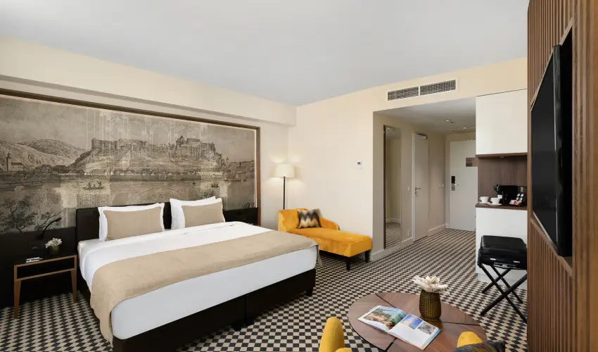 Grand Hotel Esztergom Esztergom - Flpanzis napi r frdbelpvel (1 jtl)