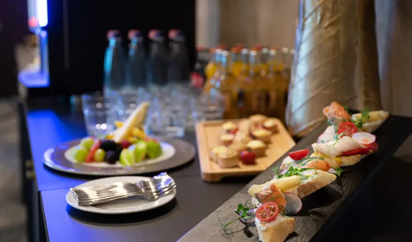 Grand Hotel Esztergom Esztergom - Flpanzis napi r frdbelpvel (1 jtl)