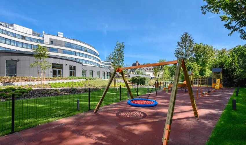 Grand Hotel Esztergom Esztergom - Flpanzis napi r frdbelpvel (1 jtl)