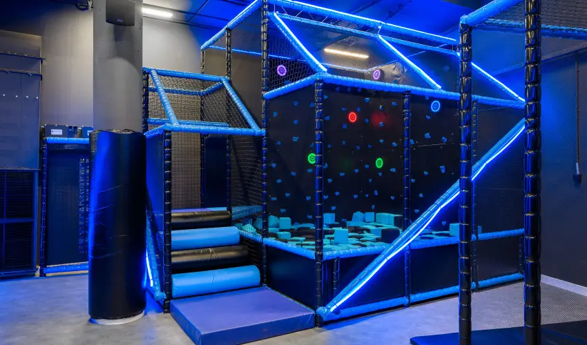 Grand Hotel Esztergom Esztergom - Flpanzis napi r frdbelpvel (1 jtl)