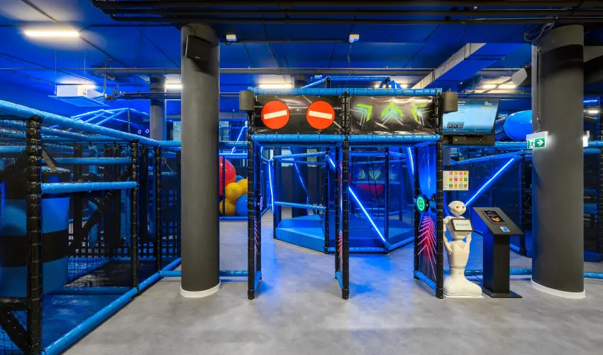 Grand Hotel Esztergom Esztergom - Flpanzis napi r frdbelpvel (1 jtl)