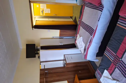 Grill Terasz tterem s Szllshely - Kedvezmnyes r csaldok rszreak reggelivel (1 jtl)