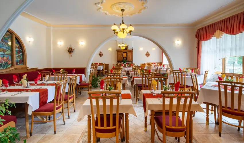 Hajd� Kast�ly Hotel Hajd�szoboszl� - Legjobb �r reggelivel (min. 2 �j)