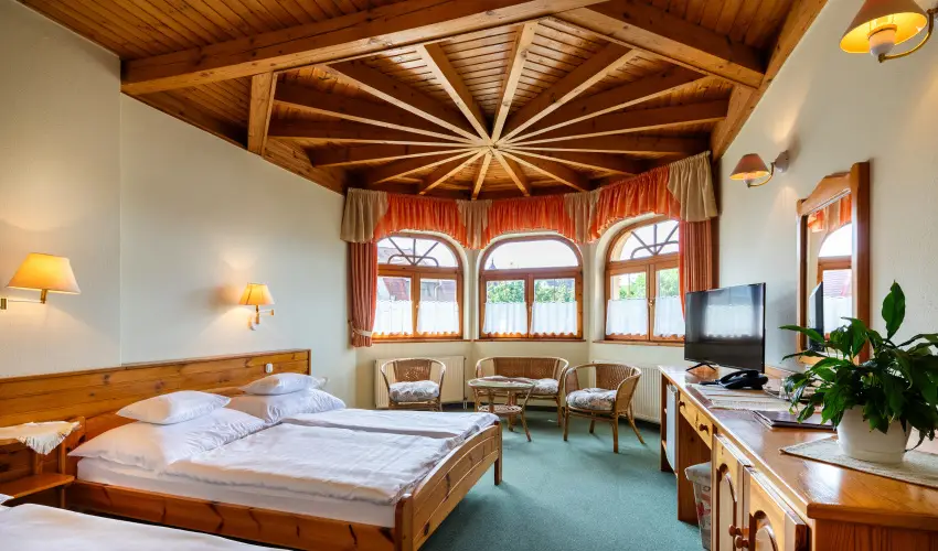 Hajd� Kast�ly Hotel Hajd�szoboszl� - Legjobb �r reggelivel (min. 2 �j)