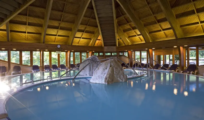 Ensana Thermal H�v�z H�v�z - �vind�t� el�foglal�si aj�nlat (1 �jt�l)