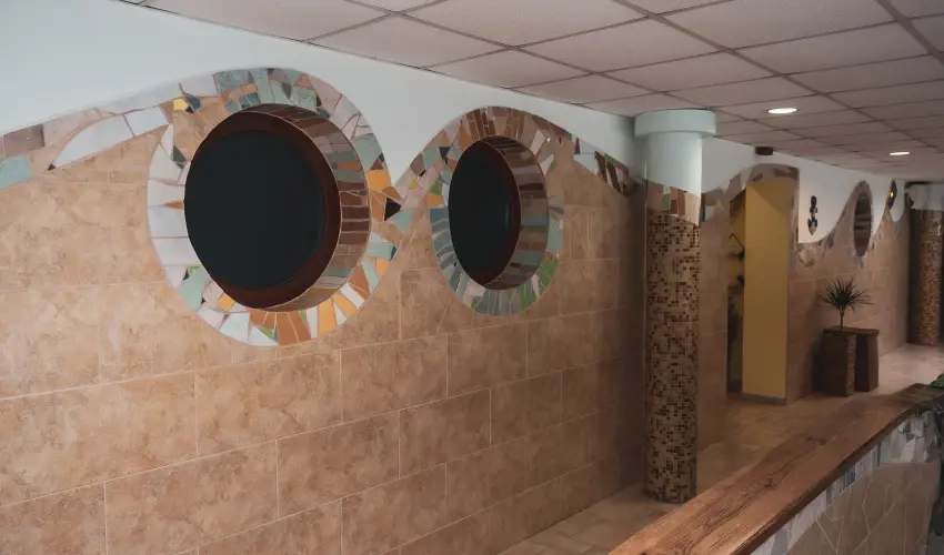 H�tk�ti Wellness Hotel & Lovaspark M�r - Kedvezm�nyes �r csal�dok r�sz�reak reggelis ell�t�ssal (1 �jt�l)