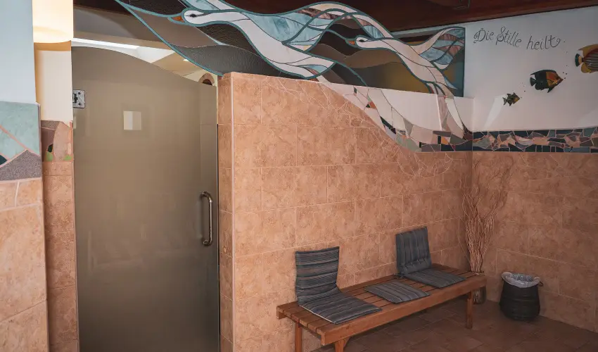 H�tk�ti Wellness Hotel & Lovaspark M�r - Kedvezm�nyes �r csal�dok r�sz�reak reggelis ell�t�ssal (1 �jt�l)