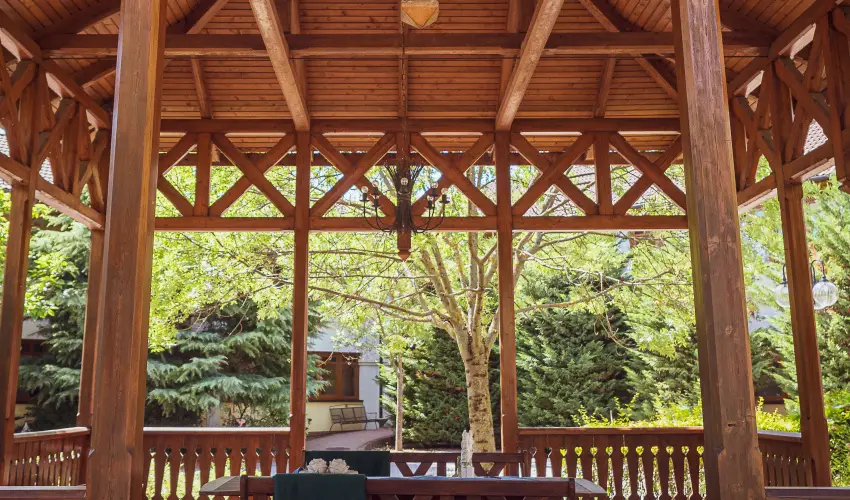 H�tk�ti Wellness Hotel & Lovaspark M�r - Kedvezm�nyes �r csal�dok r�sz�reak reggelis ell�t�ssal (1 �jt�l)