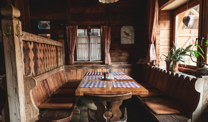 H�tk�ti Wellness Hotel & Lovaspark M�r - Kedvezm�nyes �r csal�dok r�sz�reak reggelis ell�t�ssal (1 �jt�l)