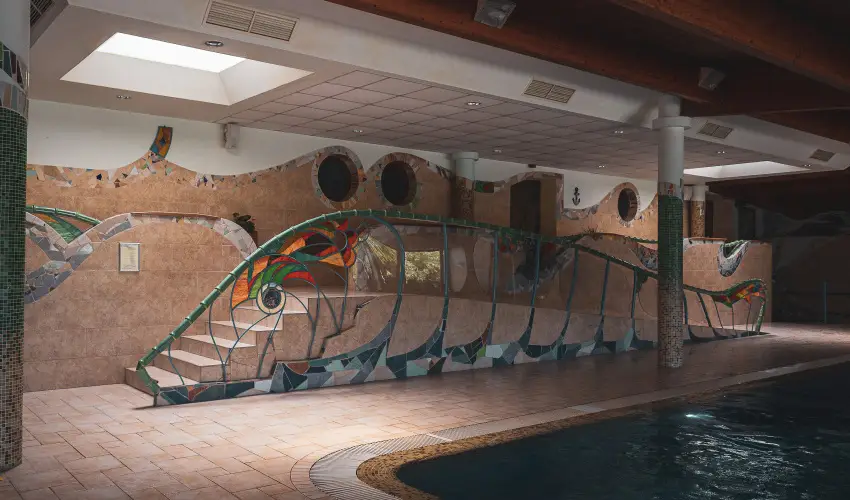 H�tk�ti Wellness Hotel & Lovaspark M�r - Kedvezm�nyes �r csal�dok r�sz�reak reggelis ell�t�ssal (1 �jt�l)