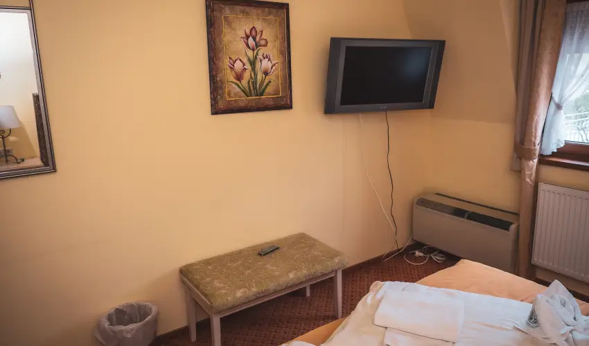 H�tk�ti Wellness Hotel & Lovaspark M�r - Kedvezm�nyes �r csal�dok r�sz�reak reggelis ell�t�ssal (1 �jt�l)