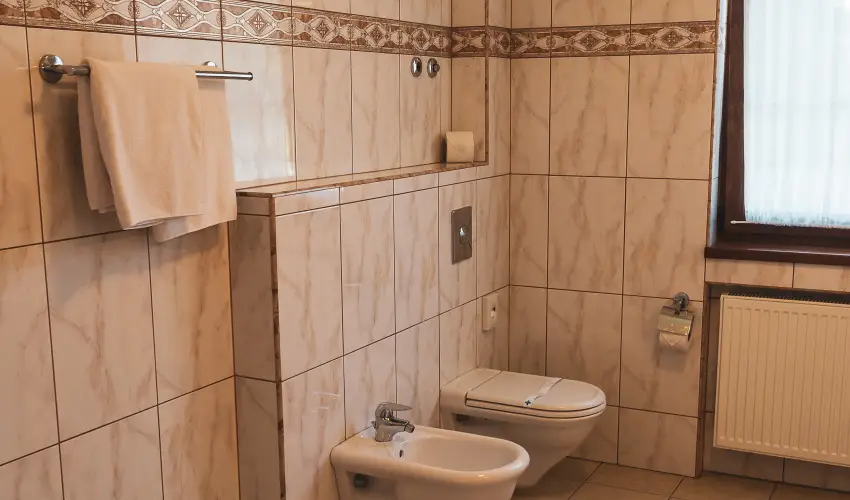 H�tk�ti Wellness Hotel & Lovaspark M�r - Kedvezm�nyes �r csal�dok r�sz�reak reggelis ell�t�ssal (1 �jt�l)