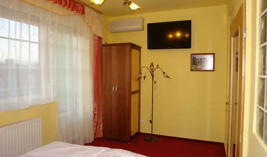 HoldLux Apartmanok S�rv�r - Kedvezm�nyes aj�nlat (min. 2 �j)