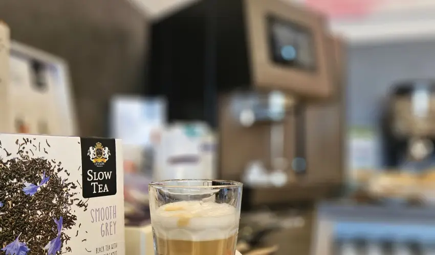 Holdvir�g Hotel S�rv�r - Kedvezm�nyes �r csal�dok r�sz�reak f�lpanzi�val (1 �jt�l)