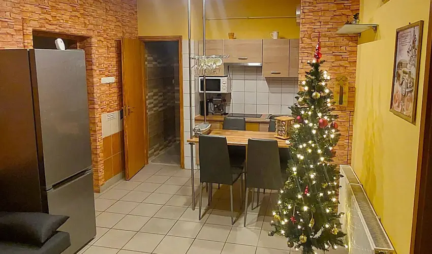 Holiday Apartman Mrahalom - Kedvezmnyes r csaldok rszreak (1 jtl)
