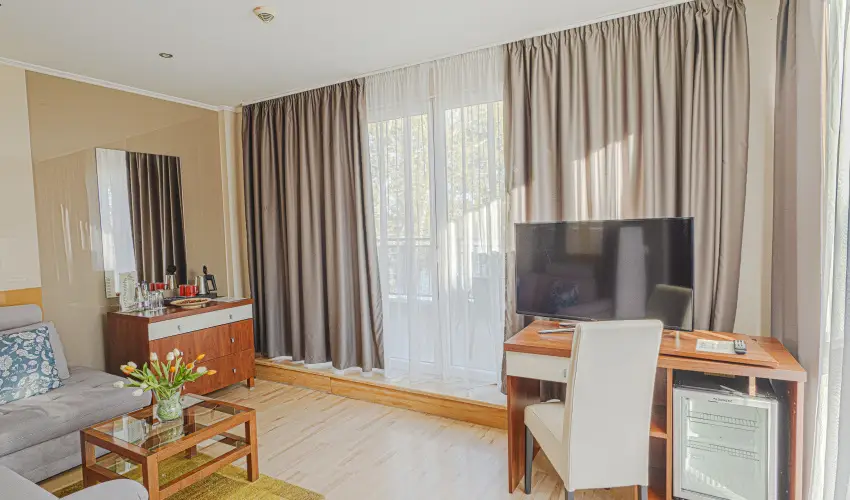 Holiday Beach Budapest Wellness Hotel with Sauna Park Budapest - Kedvezmnyes r csaldok rszreak reggelivel (1 jtl)