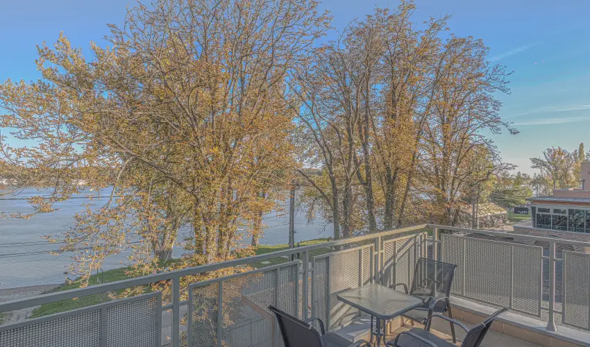 Holiday Beach Budapest Wellness Hotel with Sauna Park Budapest - Kedvezmnyes r csaldok rszreak reggelivel (1 jtl)