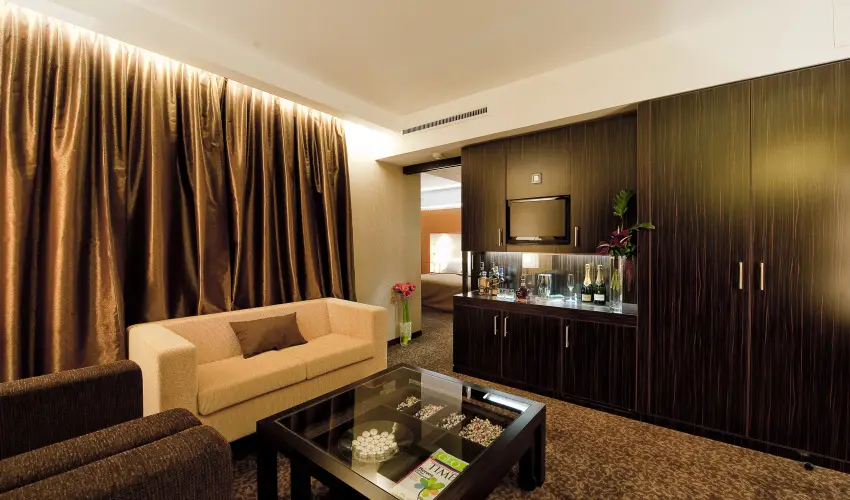 Abacus Business & Wellness Hotel Herceghalom - Kedvezmnyes r csaldok rszreak (1 jtl)