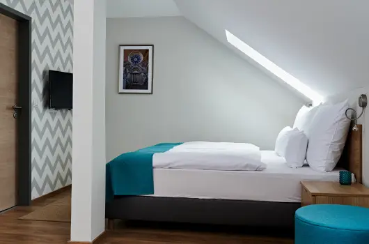 Hotel Adalbert - Szent Tam�s H�z - Kedvezm�nyes �r csal�dok r�sz�reak reggelis ell�t�ssal (1 �jt�l)