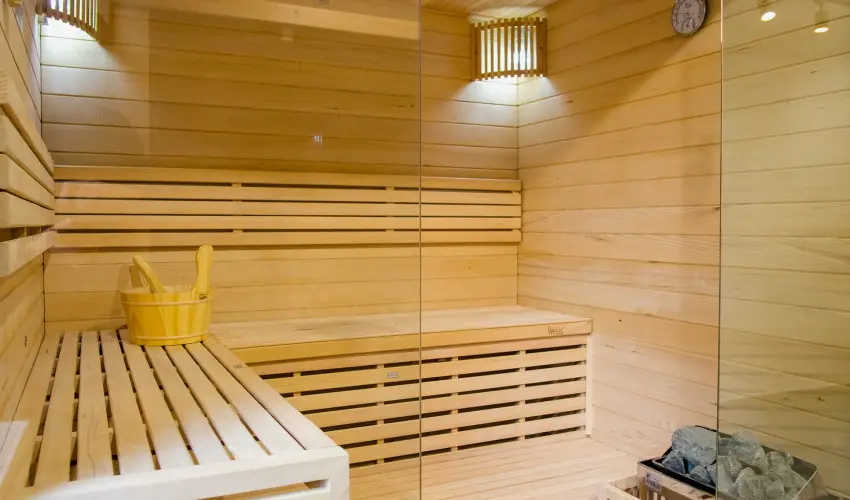 Hotel Adalbert - Szent Tam�s H�z Esztergom - Kedvezm�nyes �r csal�dok r�sz�reak reggelis ell�t�ssal (1 �jt�l)