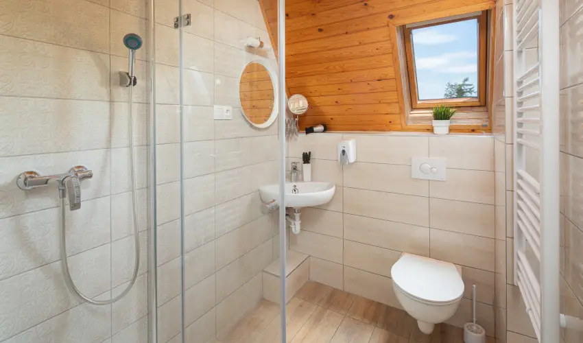 Admiral Family Resort Keszthely - Kedvezm�nyes �r csal�dok r�sz�reak reggelis ell�t�ssal (1 �jt�l)