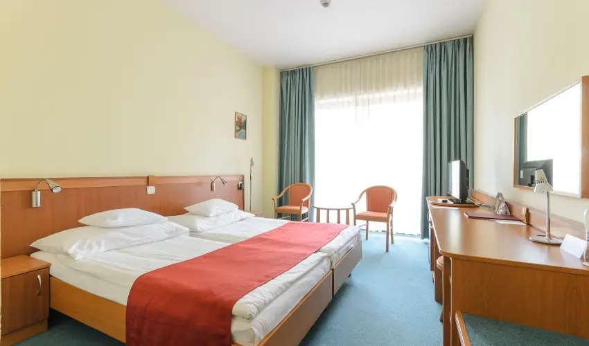 Hunguest Hotel Aqua-Sol Hajdúszoboszló - Kedvezményes ár félpanzióval, fürdőbelépővel (1 éjtől)