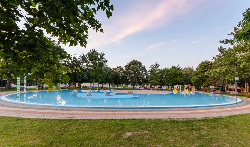 Hunguest Hotel Aqua-Sol Hajdúszoboszló - Kedvezményes ár félpanzióval, fürdőbelépővel (1 éjtől)
