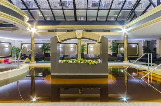 Hotel Aurum, Hajd�szoboszl�