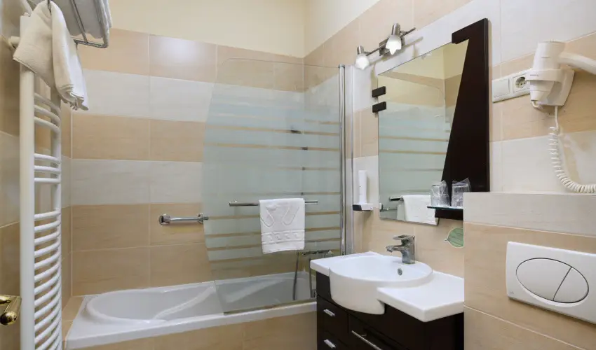 Hotel Aurum Hajdszoboszl - Kedvezmnyes r csaldok rszre flpanzival (1 jtl)