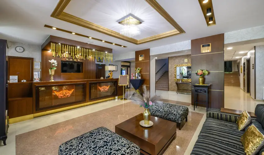 Hotel Aurum Hajdszoboszl - Kedvezmnyes r csaldok rszre flpanzival (1 jtl)