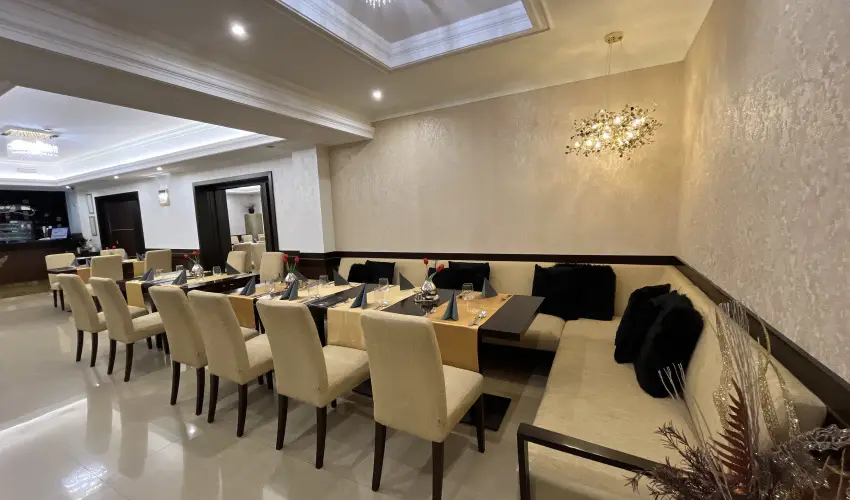 Hotel Aurum Hajdszoboszl - Kedvezmnyes r csaldok rszre flpanzival (1 jtl)