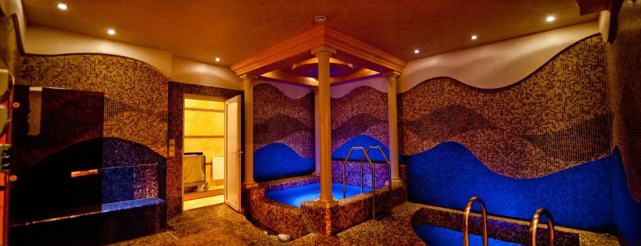 Hotel Aurum Hajdszoboszl - Kedvezmnyes r csaldok rszre flpanzival (1 jtl)