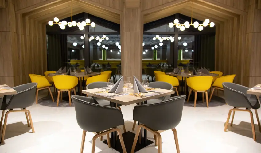 Avar Hotel Mtrafred - Kedvezmnyes r csaldok rszreak reggelivel (1 jtl)