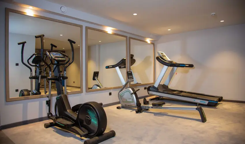 Avar Hotel Mtrafred - Kedvezmnyes r csaldok rszreak reggelivel (1 jtl)