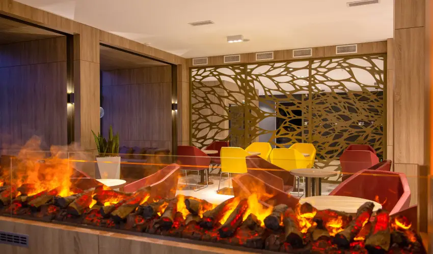 Avar Hotel Mtrafred - Kedvezmnyes r csaldok rszreak reggelivel (1 jtl)